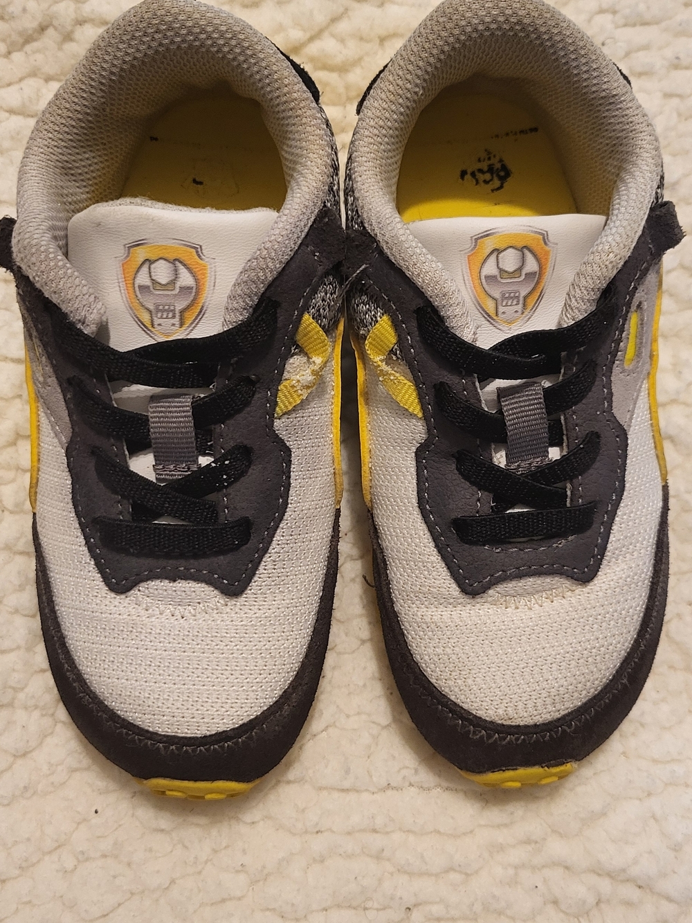 Puma Kids White, Gray & Yellow Casual Sneakers